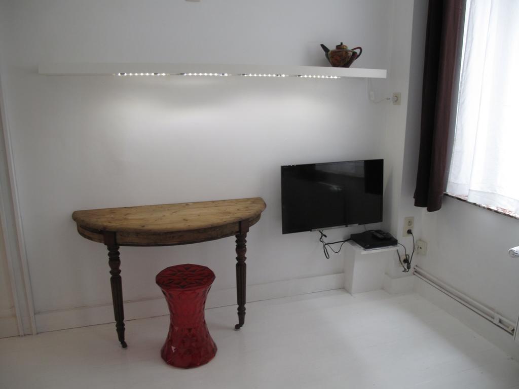 Apartment Jules & Jim Dinant Pokoj fotografie